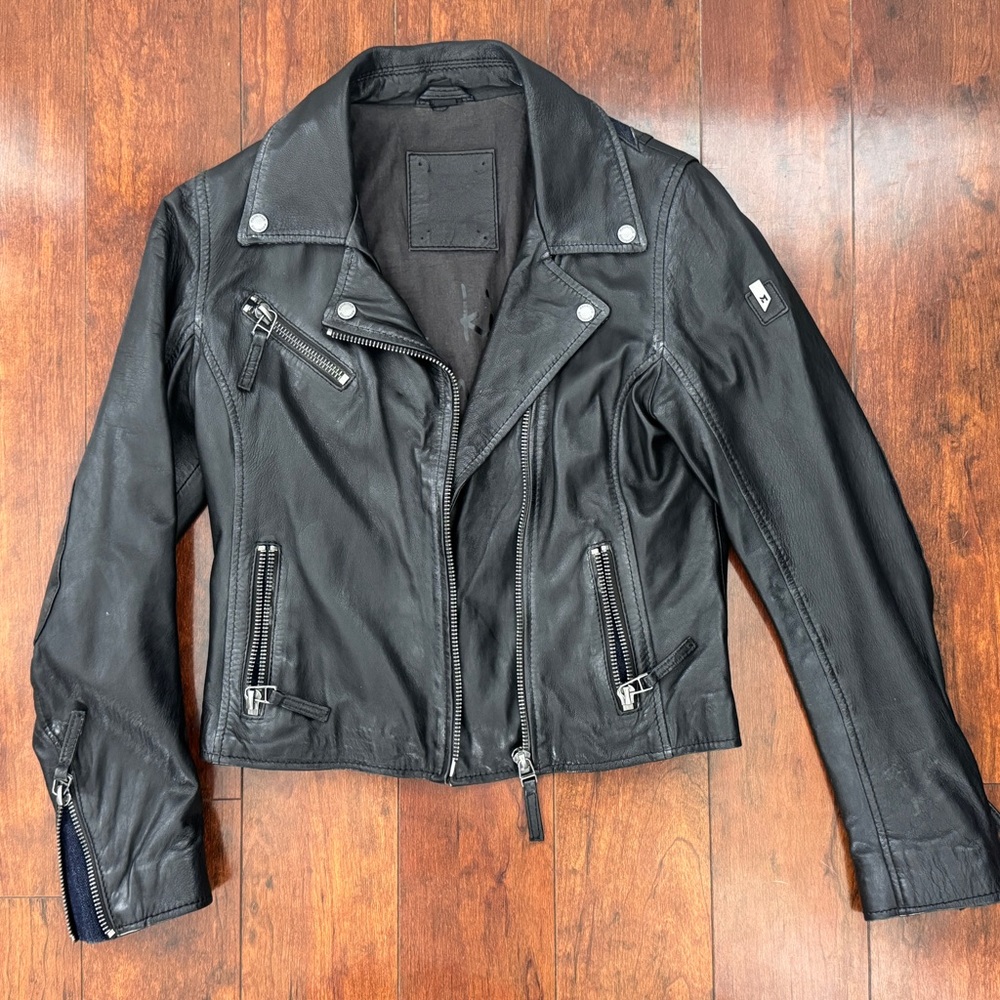 Mauritius Women's Black Leather Jacket small